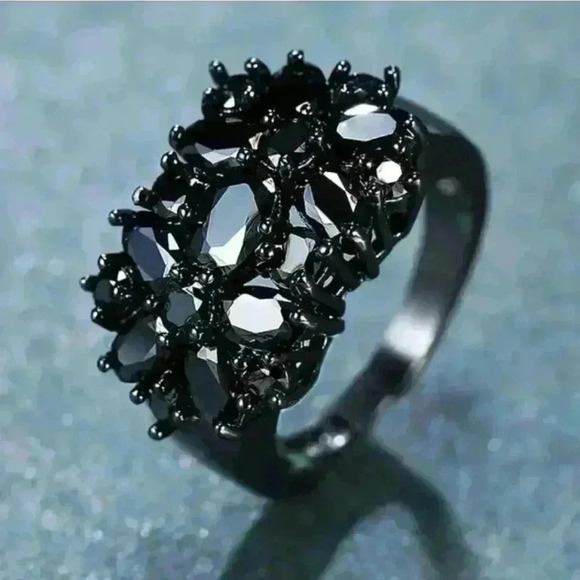 Black 10k Gold Filled Flower Ring - Picture 1 of 11